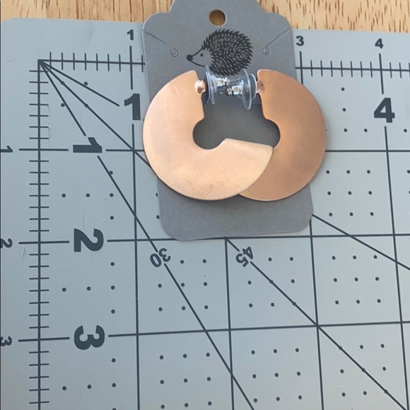 Retro style copper hoop earrings - Picture 2 of 4